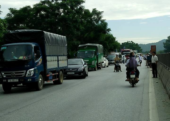 xe bồn bốc cháy ảnh 2 xe bon boc chay anh 2