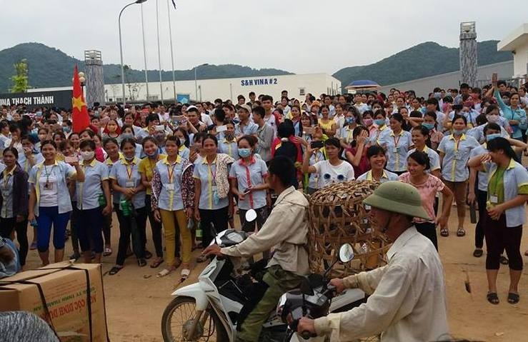 6.000 cong nhan dinh cong vi cho rang cong ty 'thieu tinh nguoi' hinh anh