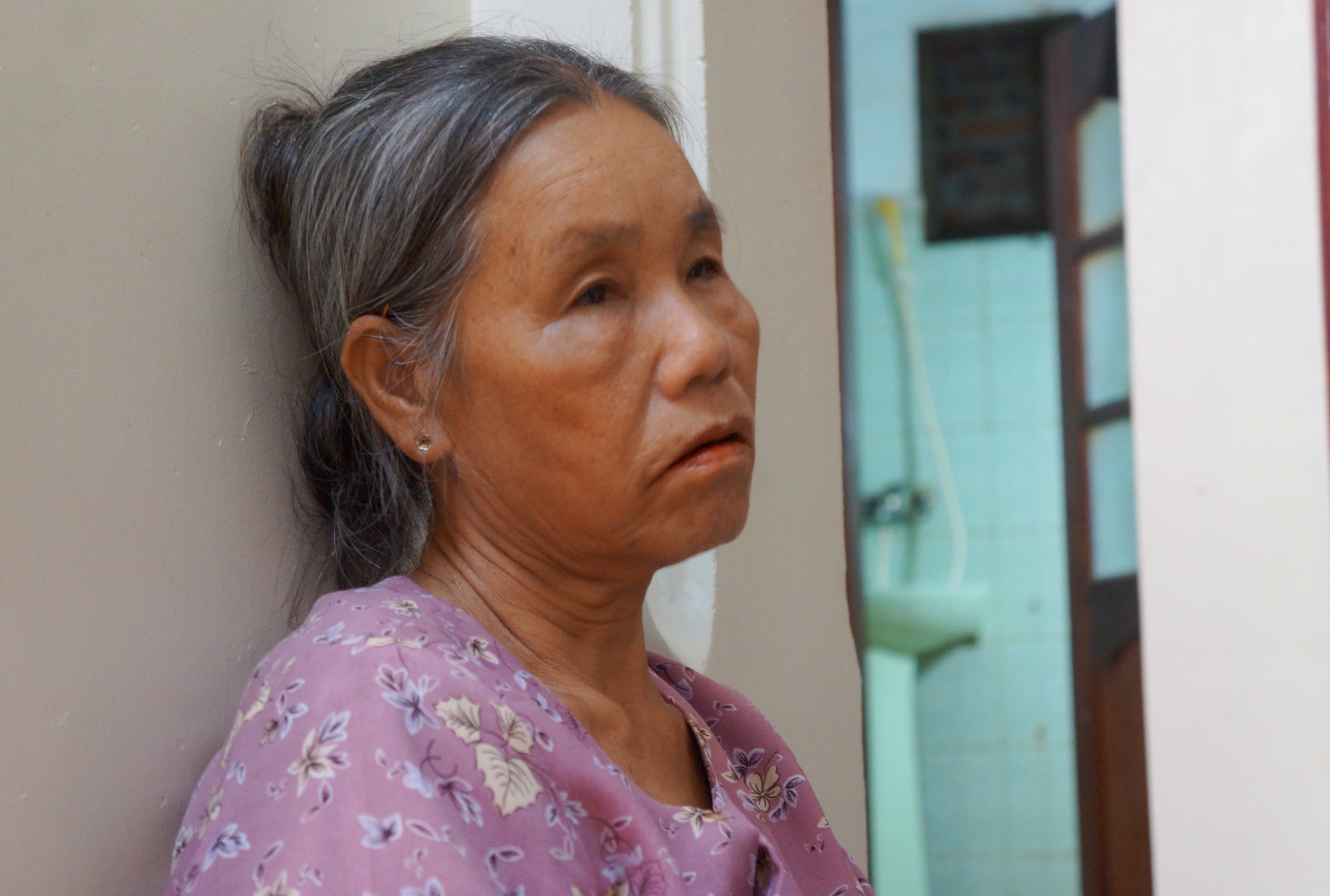 Nguoi than ngong tin 10 ngu dan mat tich trong bao so 10 hinh anh