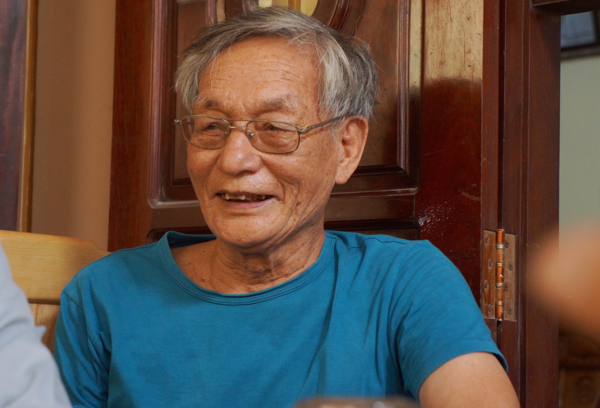 10 ngu dan mat tich cung chiec tau vo thep dang ve dat lien hinh anh