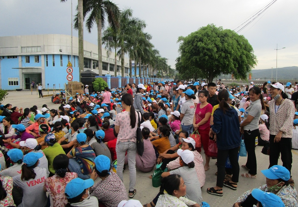 cong nhan dinh cong anh 2