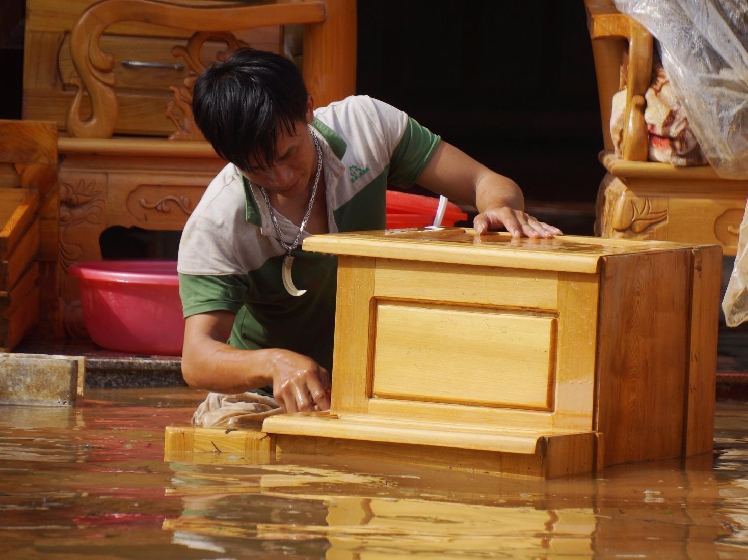 5 ngay sau lu, nguoi dan chua the tro ve nha hinh anh