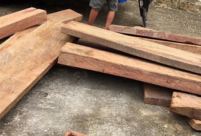 vận chuyển gỗ hương ảnh 1 van chuyen go huong anh 1