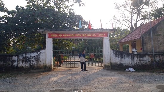 phạt trường tổ chức câu lạc bộ ảnh 1 phat truong to chuc cau lac bo anh 1
