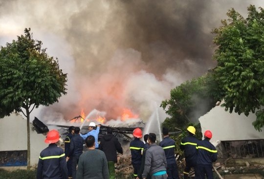 cháy tại nhà máy kẹo Tràng An ảnh 1 chay tai nha may keo Trang An anh 1