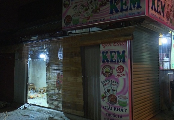 ôm bạn gái tự thiêu ảnh 1 om ban gai tu thieu anh 1