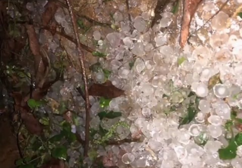 Mua da, dong loc xuat hien tai nhieu tinh mien Bac hinh anh