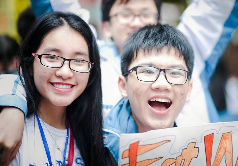 Viet luan ve con mat gia cua minh, nam sinh gianh hoc bong 5 ty dong hinh anh