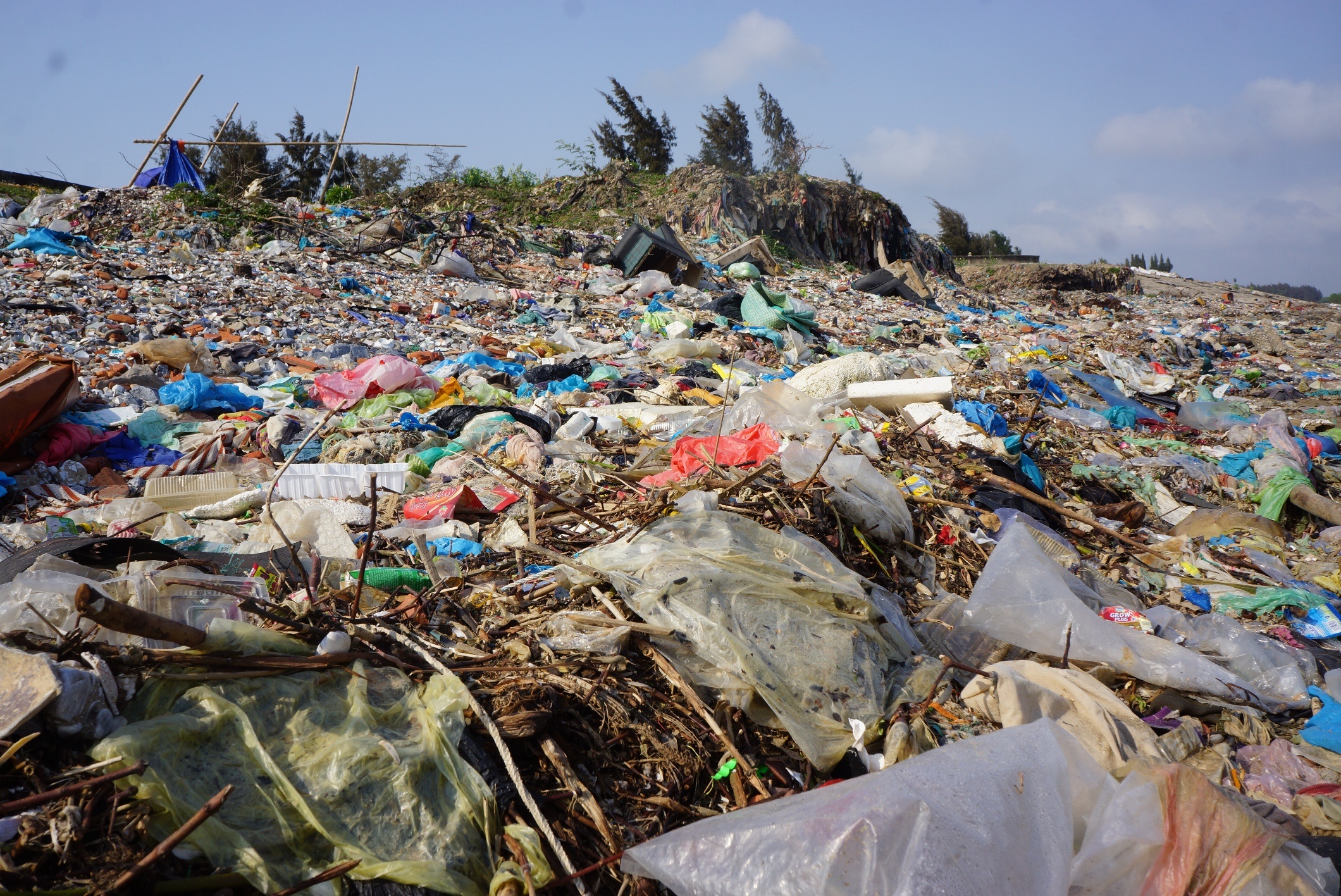 tui nylon mac ket o rung phong ho anh 3