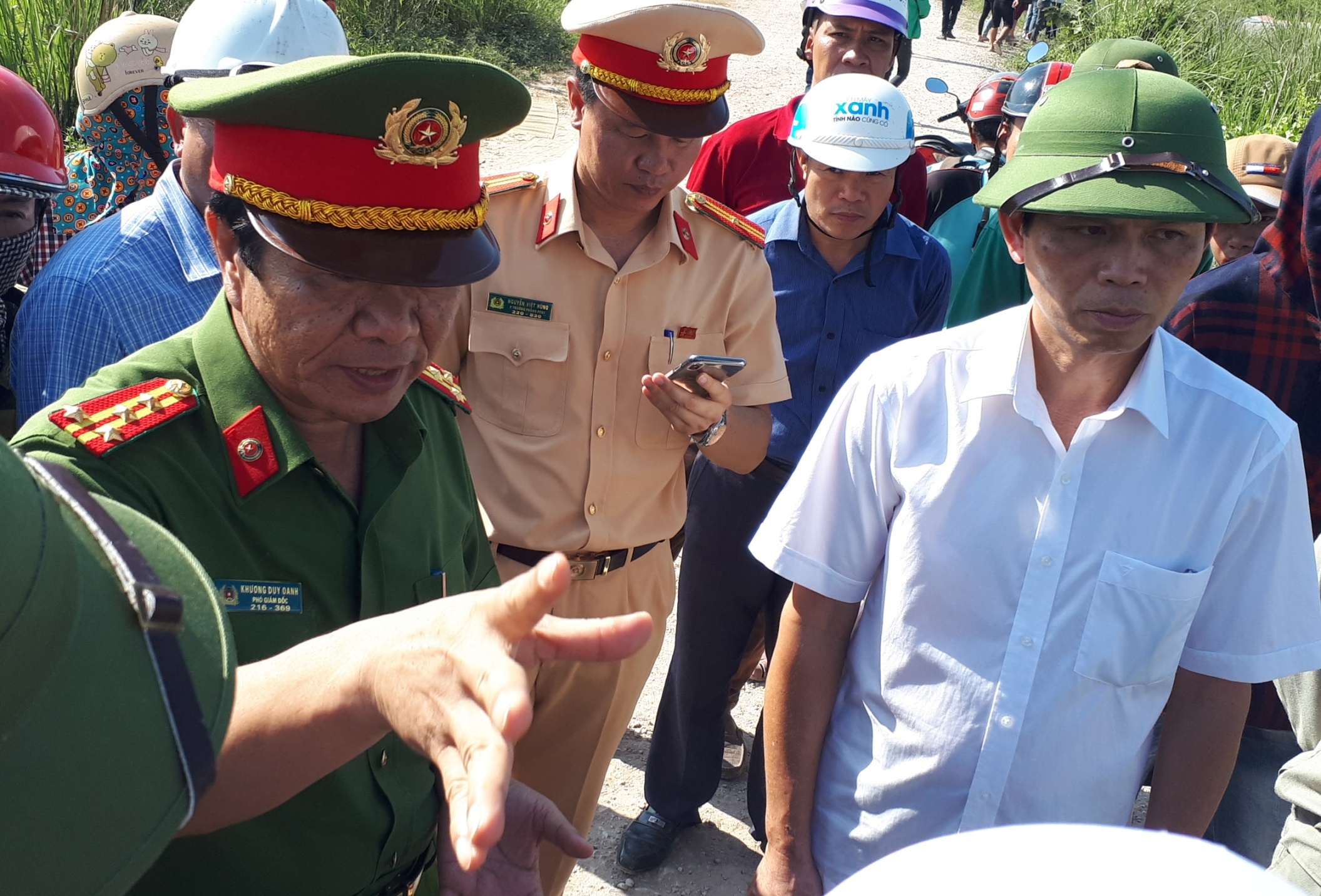 Bat tam giam 2 nhan vien gac barie trong vu lat tau o Thanh Hoa hinh anh