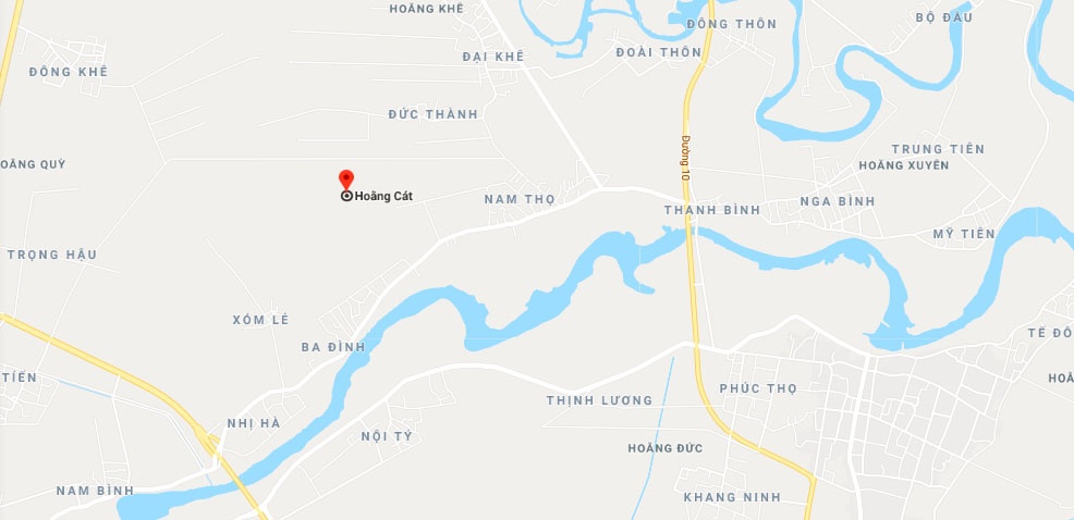 hai nam sinh duoi nuoc anh 1