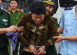 Nguoi phu nu giau hang nghin vien ma tuy trong 'vung kin' hinh anh