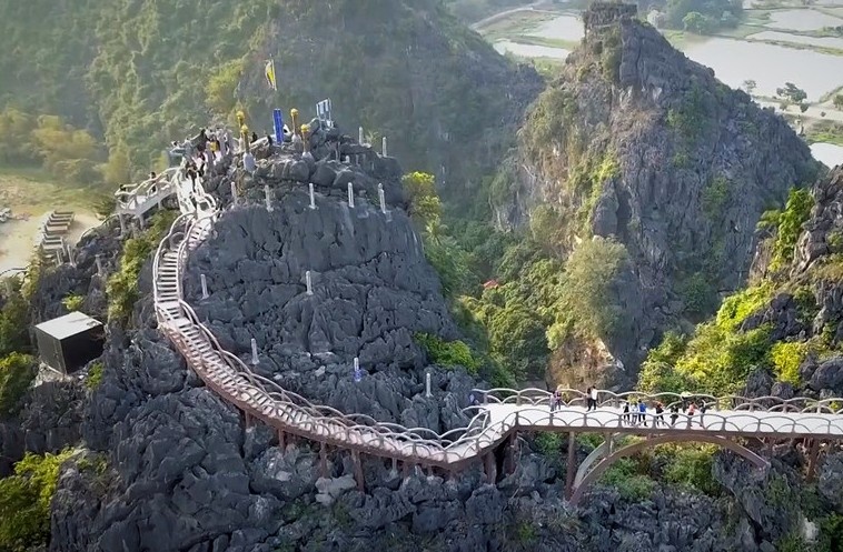 Yeu cau 62 ca nhan, tap the kiem diem lai vu cau xuyen loi Trang An hinh anh