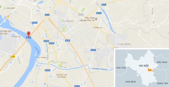 Nguoi phu nu nhay mua tren thung xe anh 3