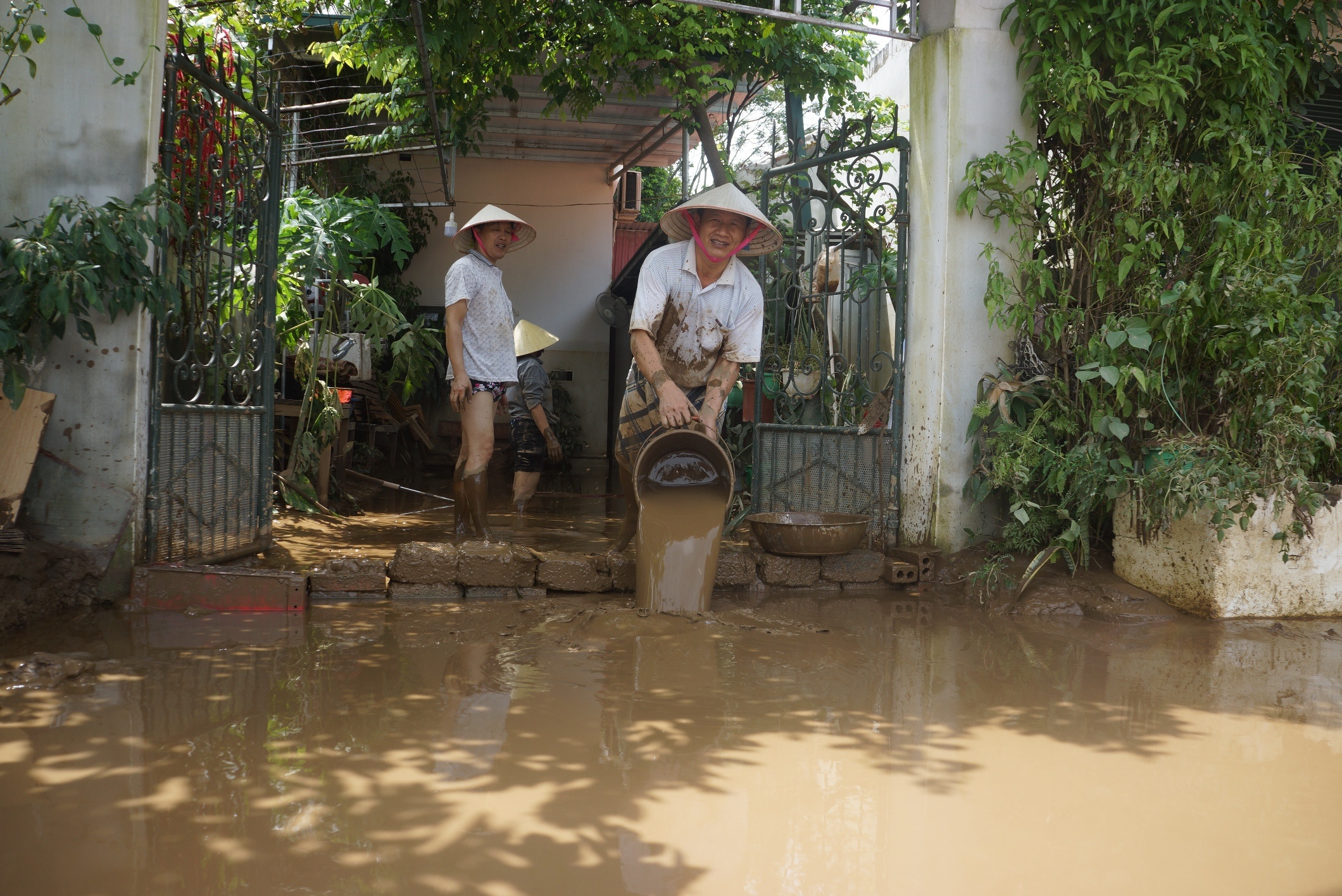 tat bat don bun sau lu anh 6