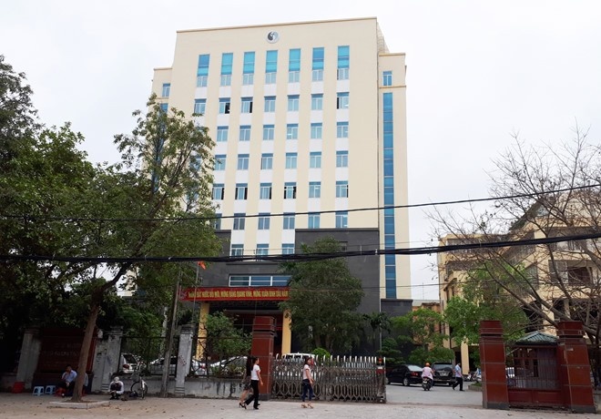 Nhieu can bo So Tai nguyen Moi truong Thanh Hoa mat chuc sau ra soat hinh anh