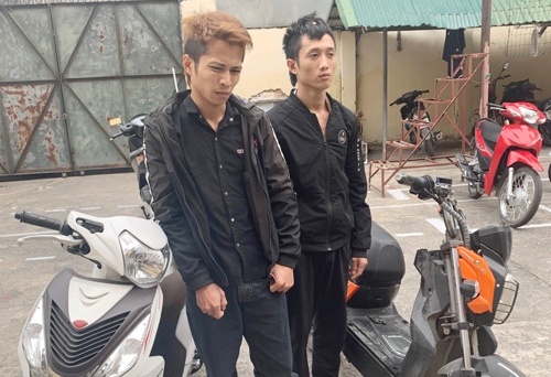 Cap 9X gay ra hang chuc vu trom tien, vang o khu do thi hinh anh