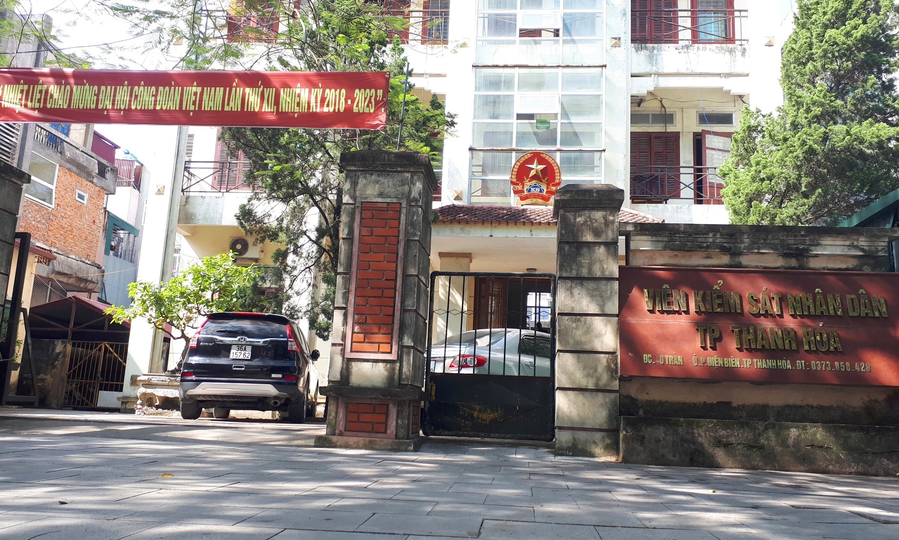 Vien truong VKSND TP len tieng vu Truong cong an bi to 'chay an' hinh anh