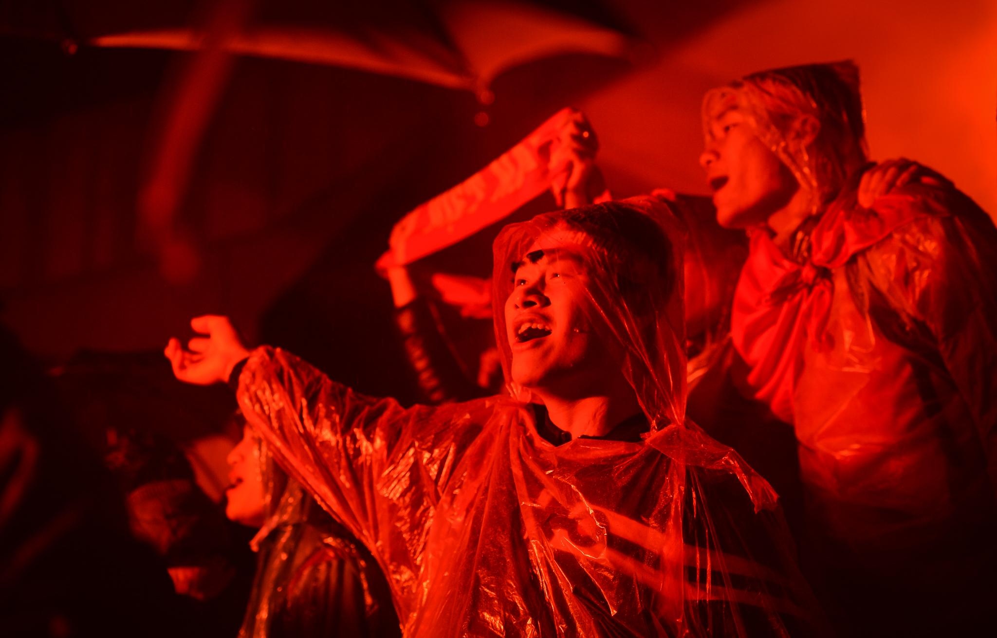 khong khi truoc chung ket anh 9