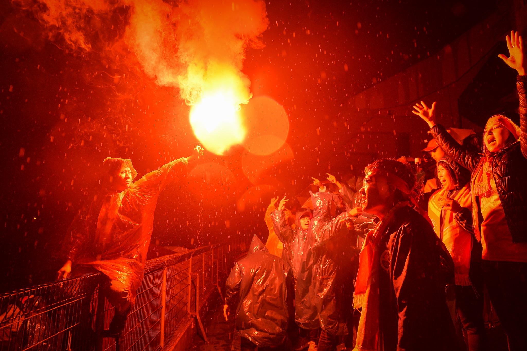 khong khi truoc chung ket anh 8