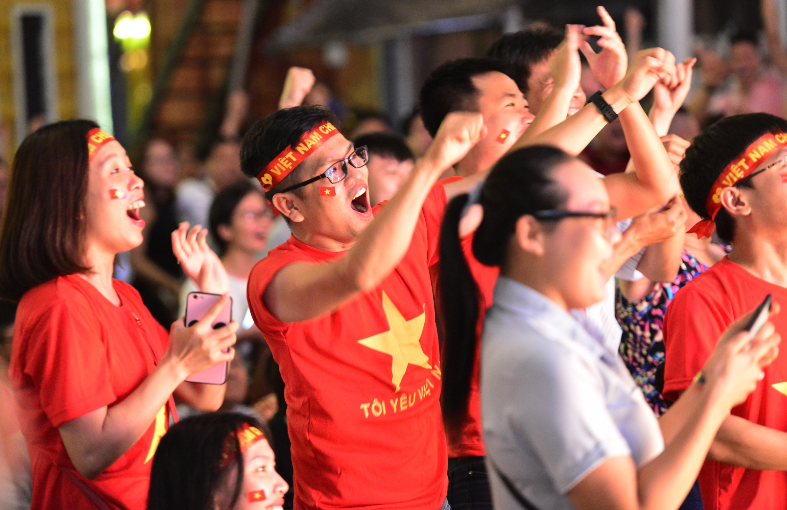 khong khi truoc chung ket anh 6