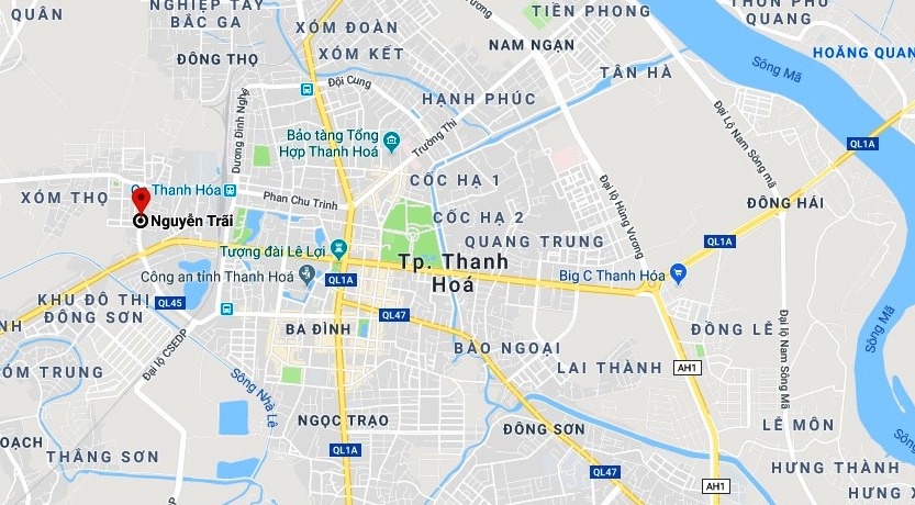 nam canh sat lau dau anh 2