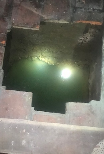 'Ho tu than' gan 5 m xuat hien giua nha dan hinh anh