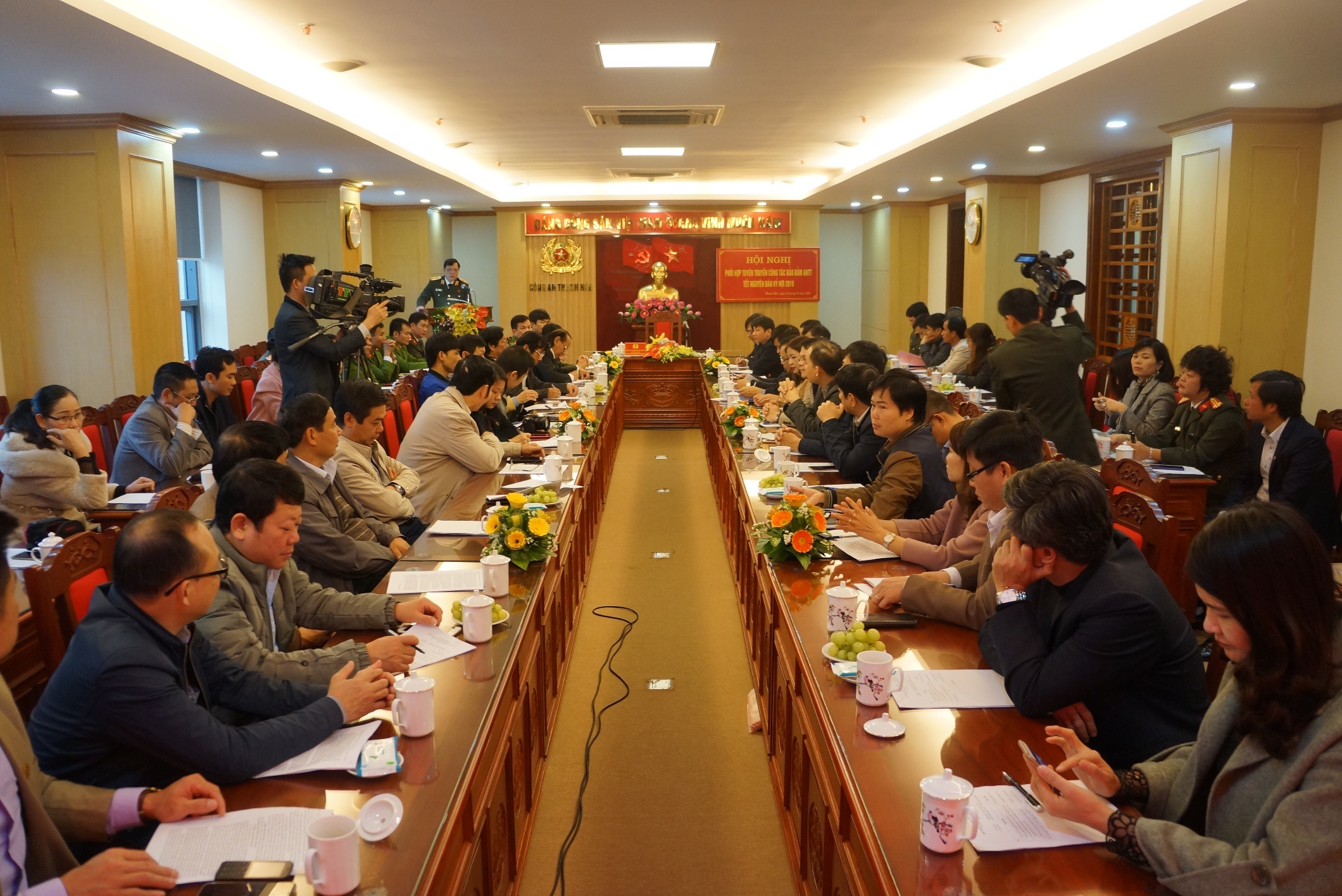 cong tac phong chong tham nhung anh 2