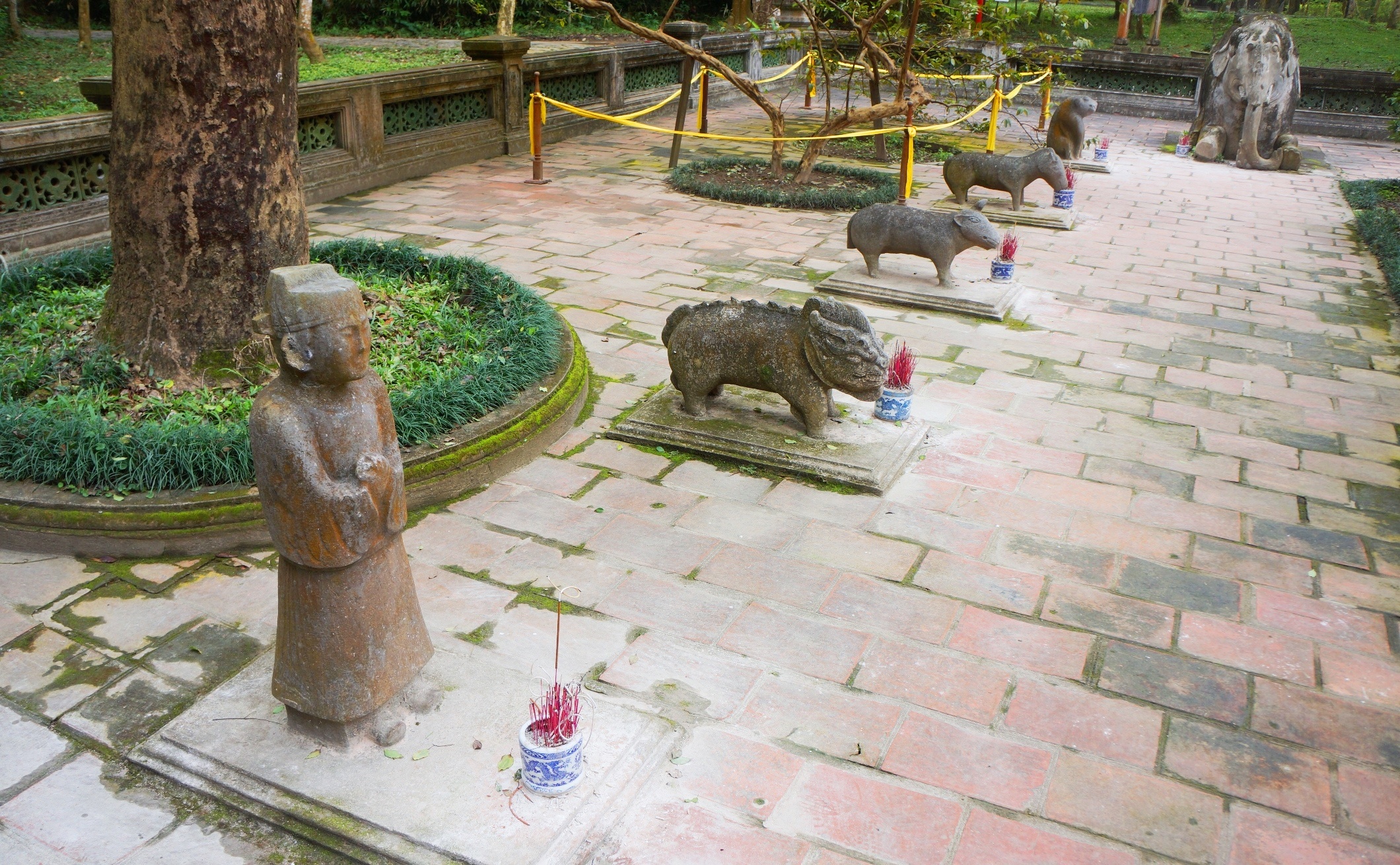 kien truc mo vua Le Loi anh 6