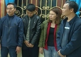 Dot kich soi bac, canh sat thu giu 2 khau sung cung hang chuc kg phao hinh anh