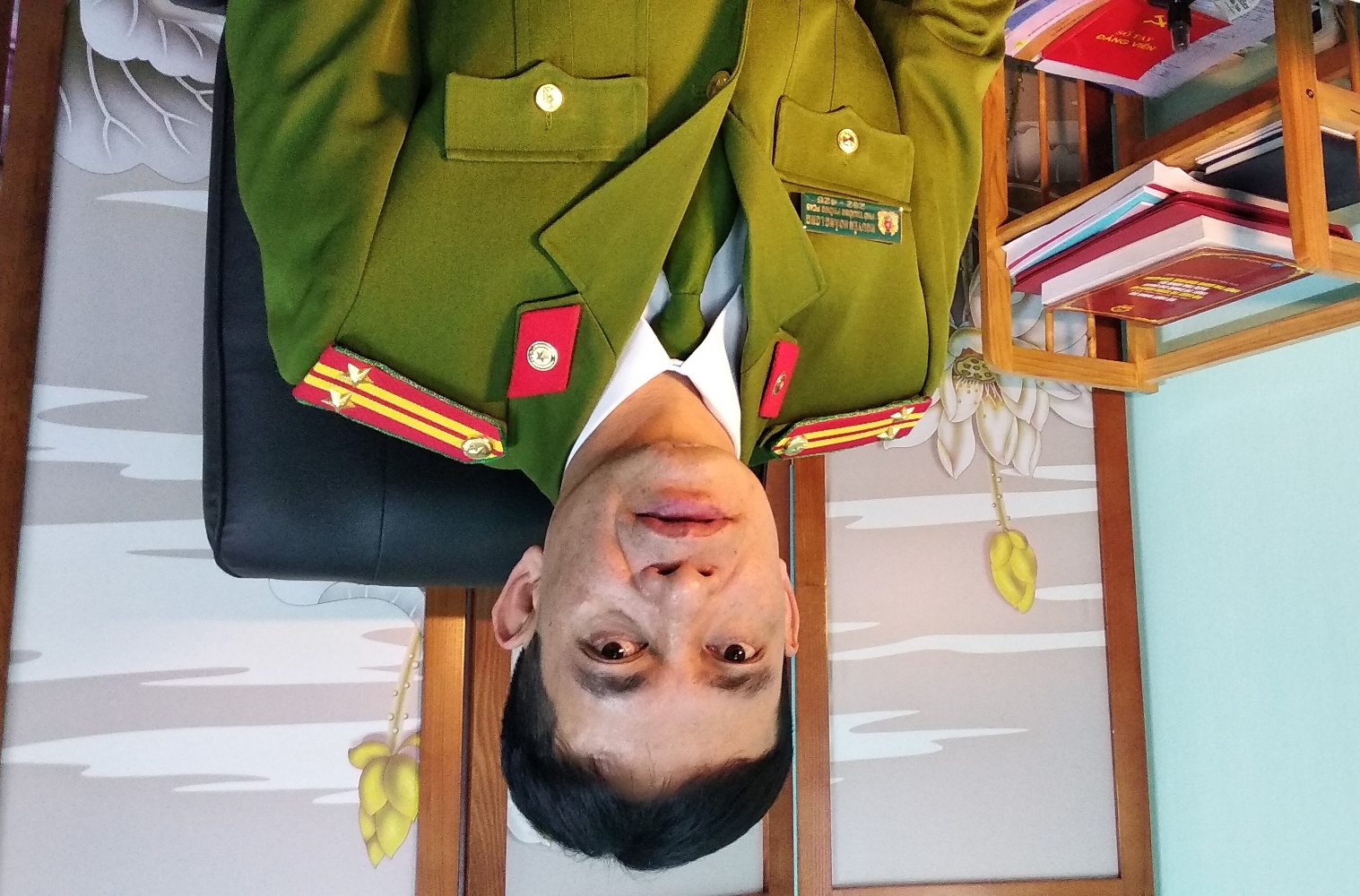 Trung ta cong an ke ve hanh trinh pha vu trong an truoc them nam moi hinh anh