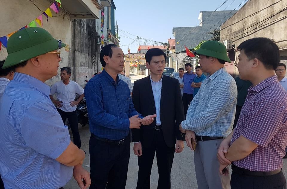 hien truong vu xe khach tong oto con anh 7