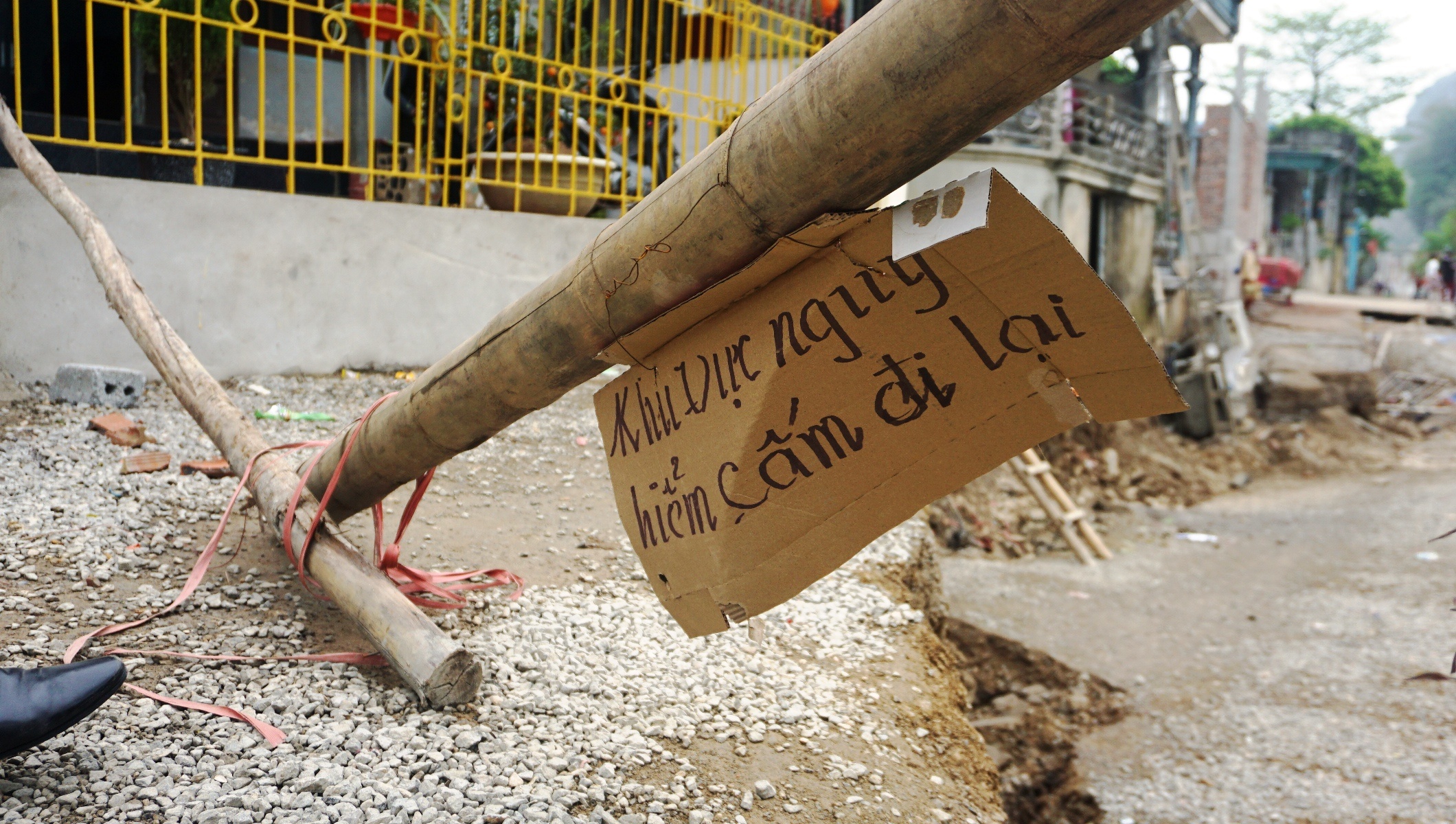 duong o Ninh Binh sut lun anh 10