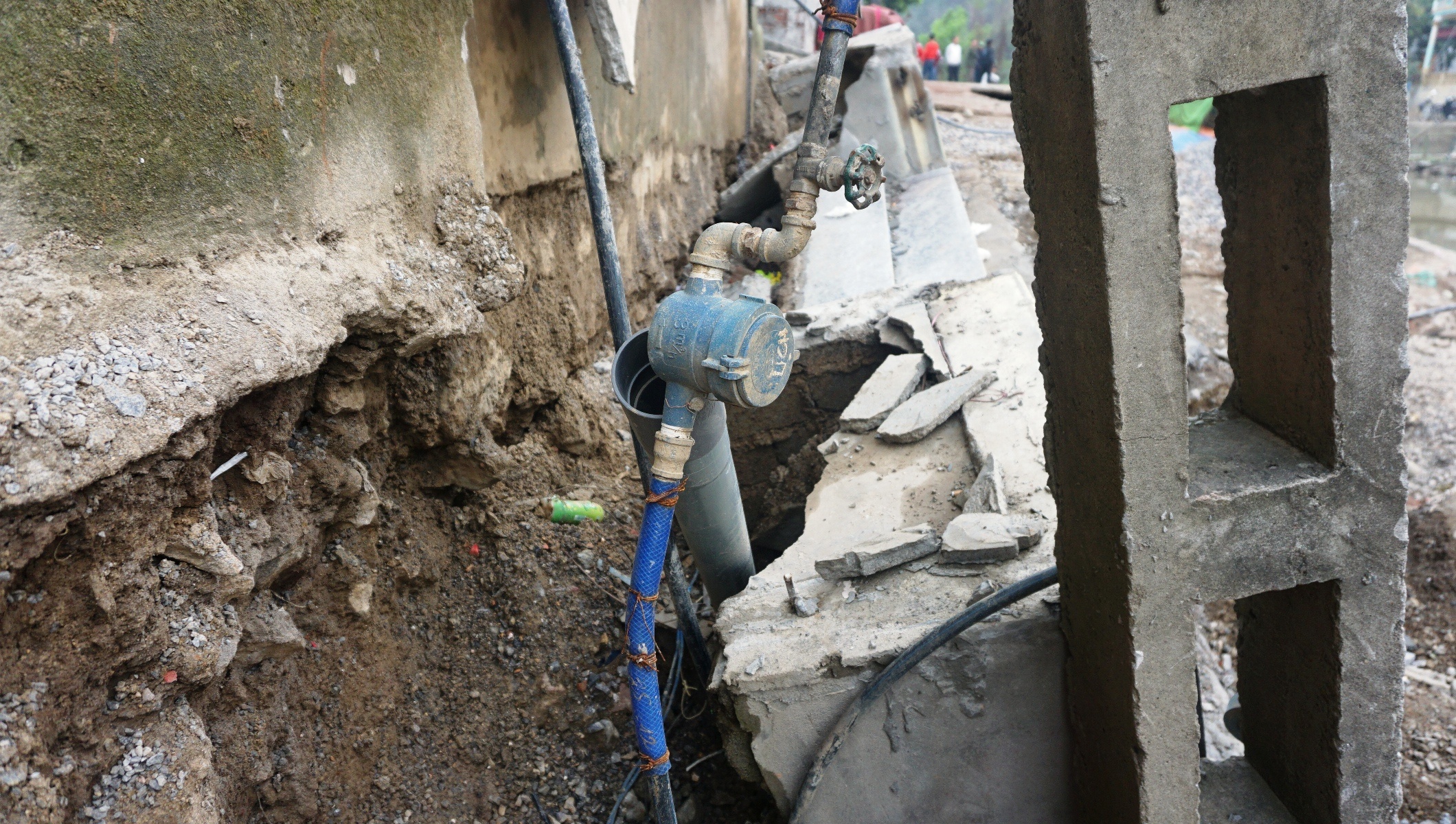 duong o Ninh Binh sut lun anh 8