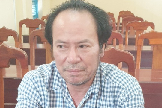 Cat co nguoi chay xe om roi keo thi the bo duoi kenh hinh anh