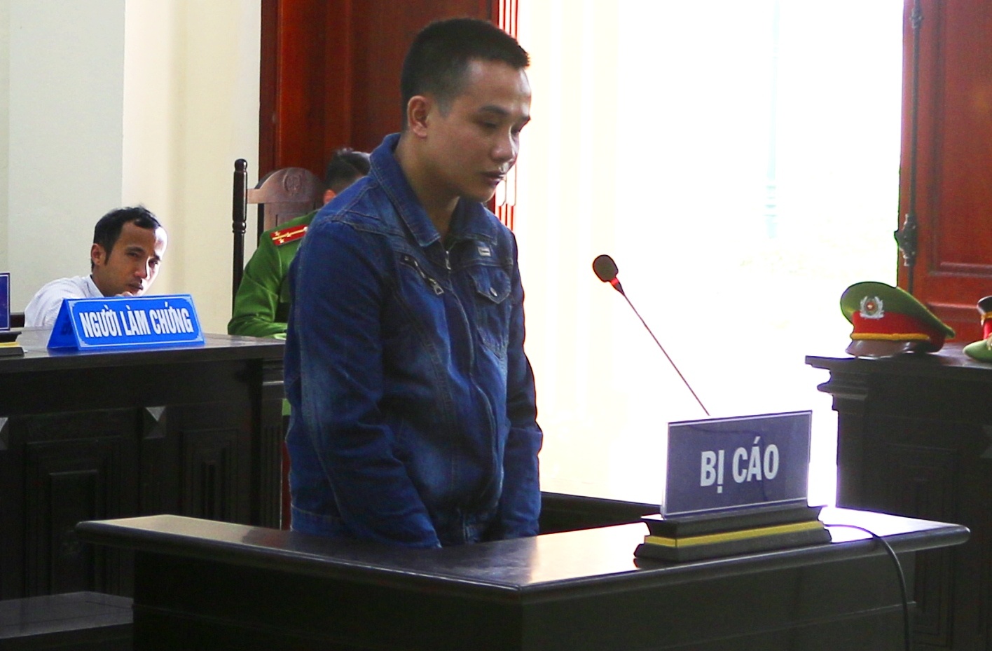 Danh chet nu dong nghiep anh 1