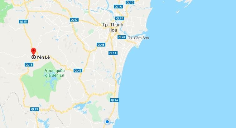 Ford Everest tông trực diện xe khách ảnh 3 Ford Everest tong truc dien xe khach anh 3