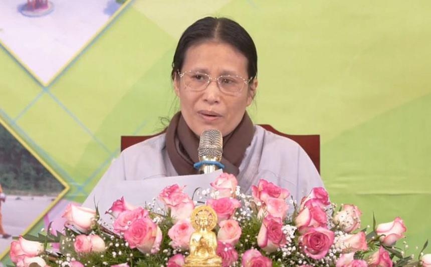 Chong cu tiet lo bat ngo ve ba Pham Thi Yen chua Ba Vang hinh anh