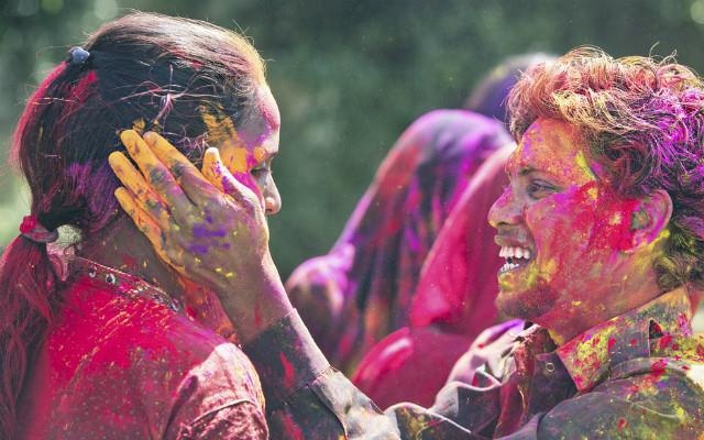 Sam Son lan dau to chuc Le hoi tinh yeu - Hon Trong Mai hinh anh