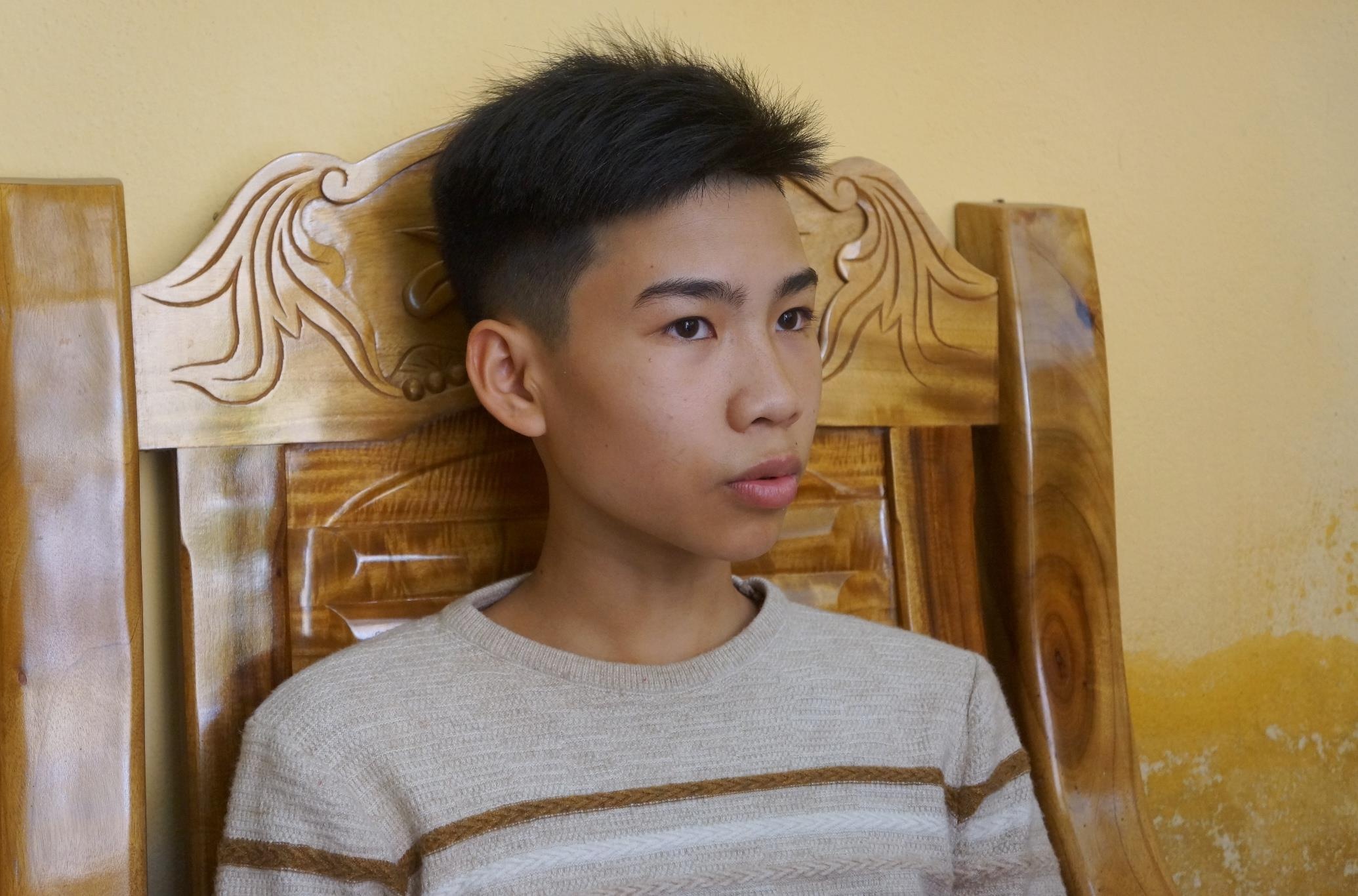 ke phut cuu ba em nho anh 1