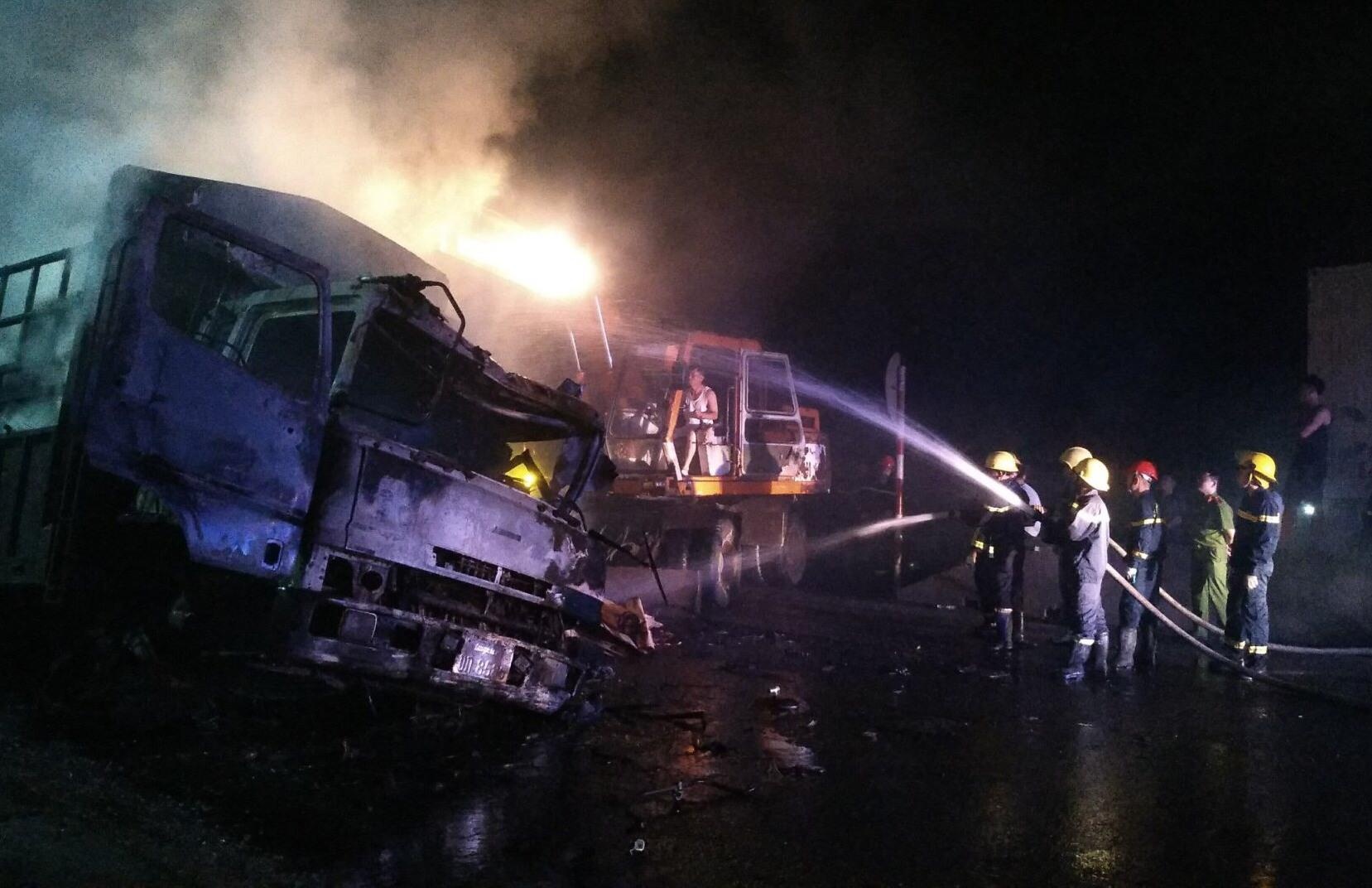 hien truong vu hai xe boc chay anh 3