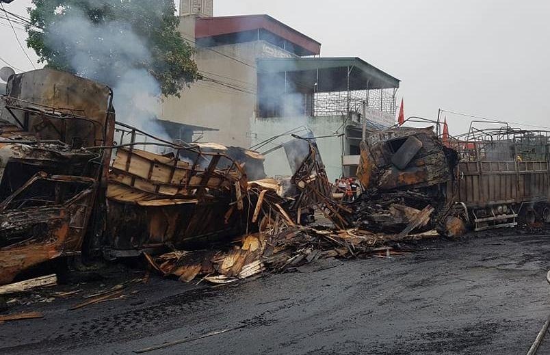 hien truong vu hai xe boc chay anh 6