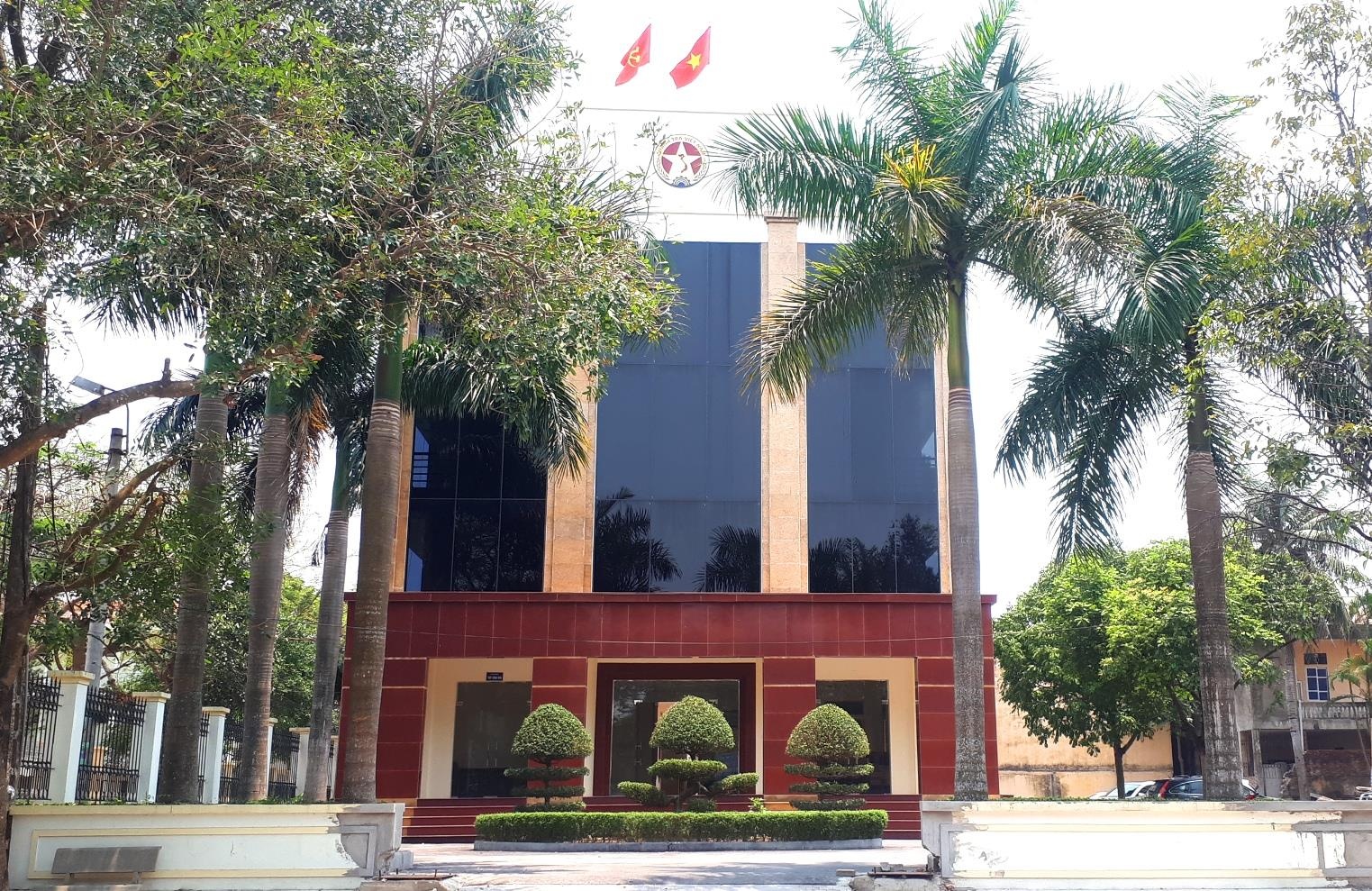 cán bộ thanh tra nhận hối lộ ảnh 1 can bo thanh tra nhan hoi lo anh 1