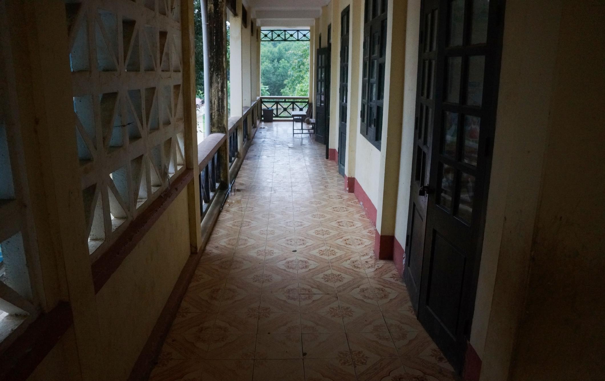 Chem nhieu hoc sinh anh 10