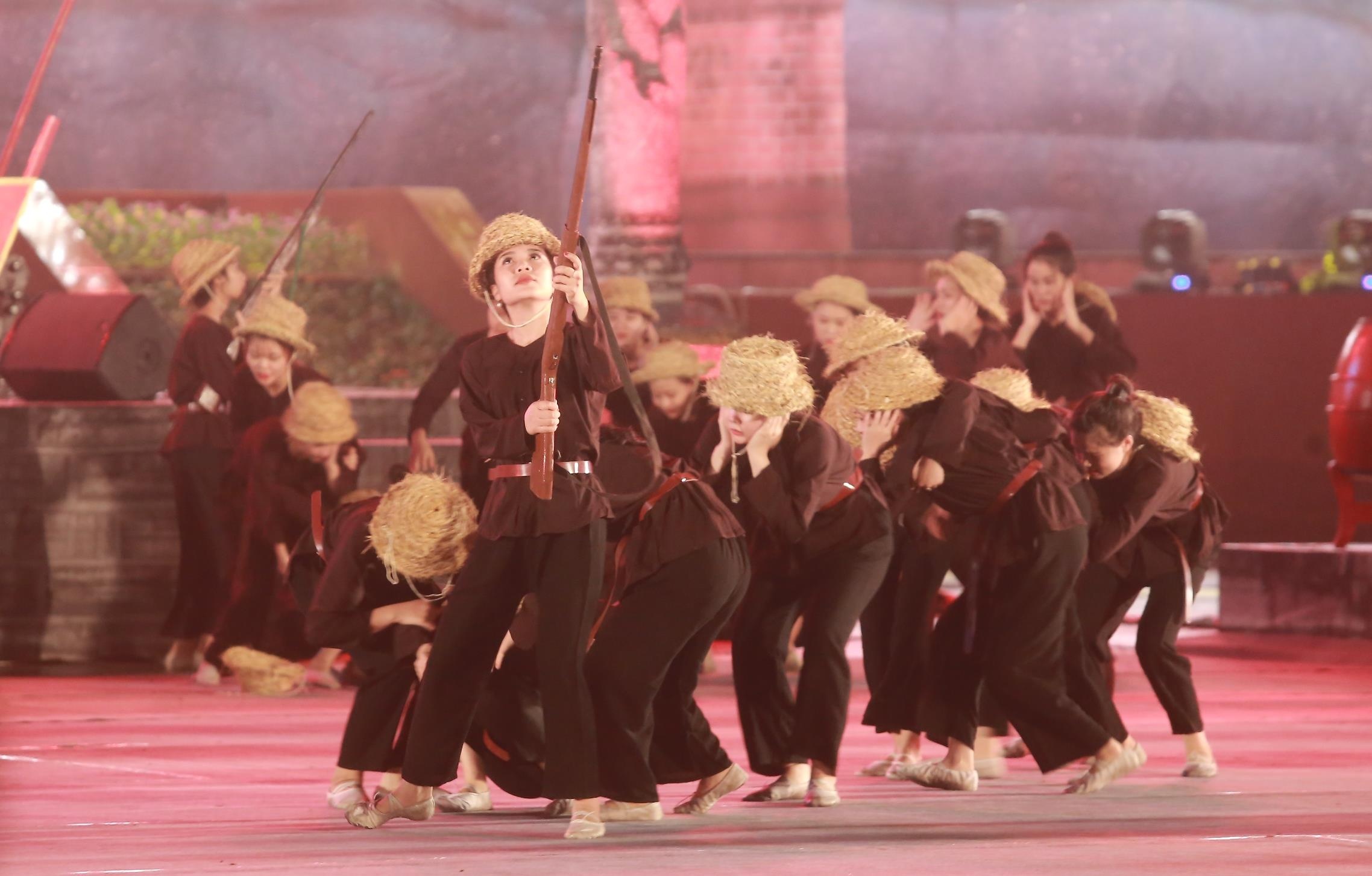 ky niem 990 nam Thanh Hoa anh 3