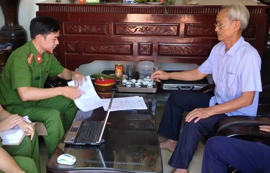 hàng loạt cựu cán bộ bị bắt ảnh 1 hang loat cuu can bo bi bat anh 1