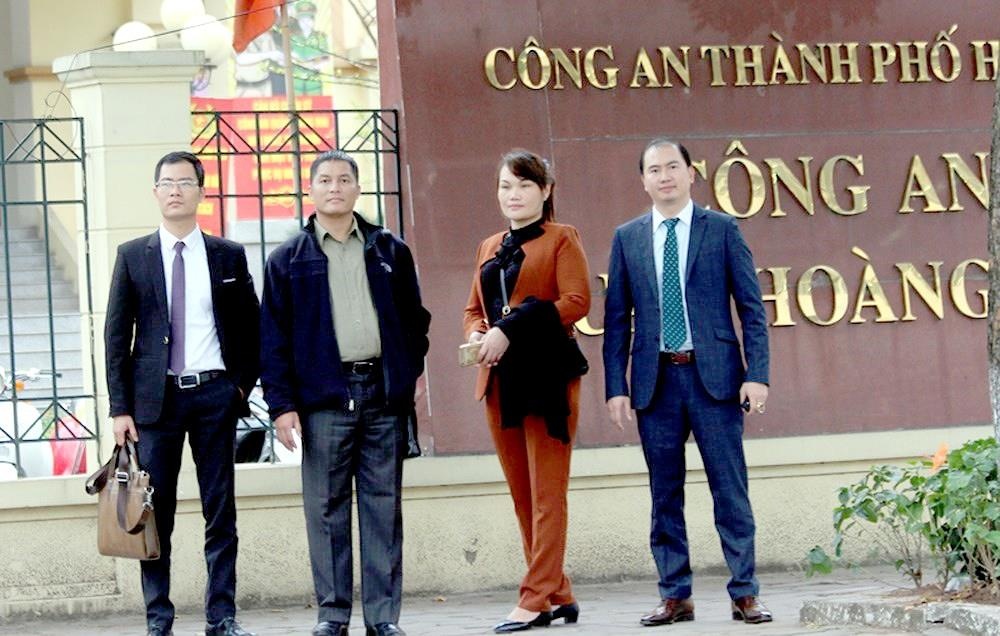 Lấy tiền của chồng ảnh 1 Lay tien cua chong anh 1