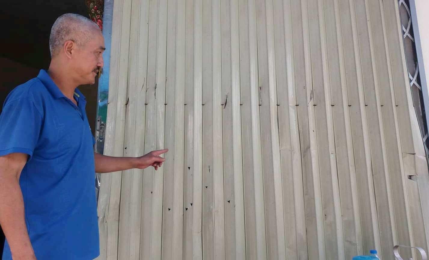 nhóm côn đồ nã đạn ảnh 1 nhom con do na dan anh 1