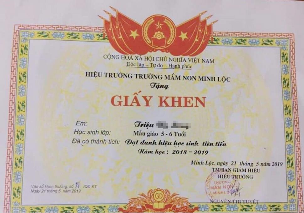 giấy khen trẻ mầm non ảnh 1 giay khen tre mam non anh 1