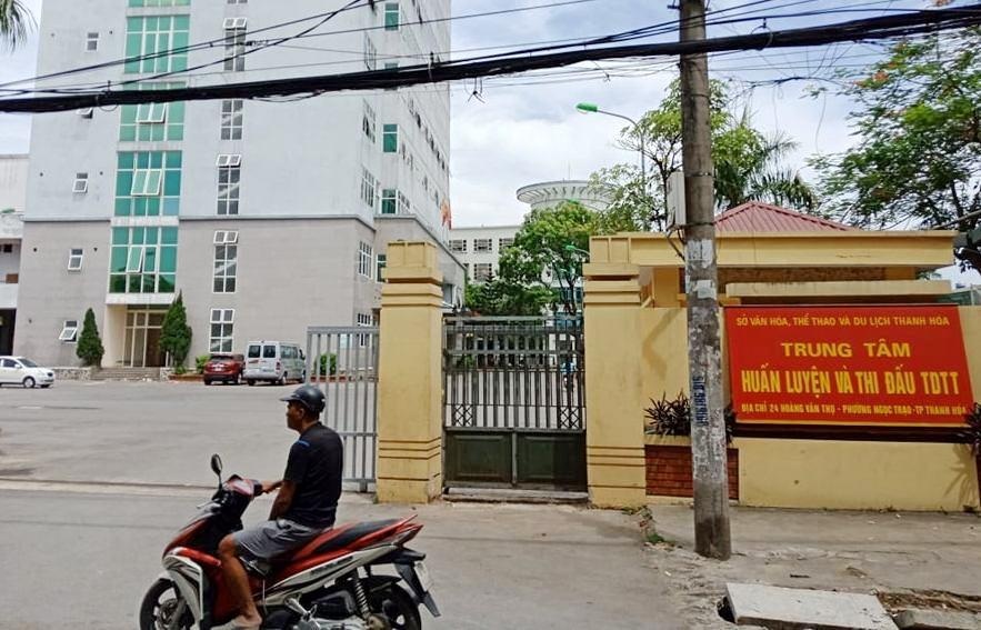 bat nguyen pho giam doc anh 1